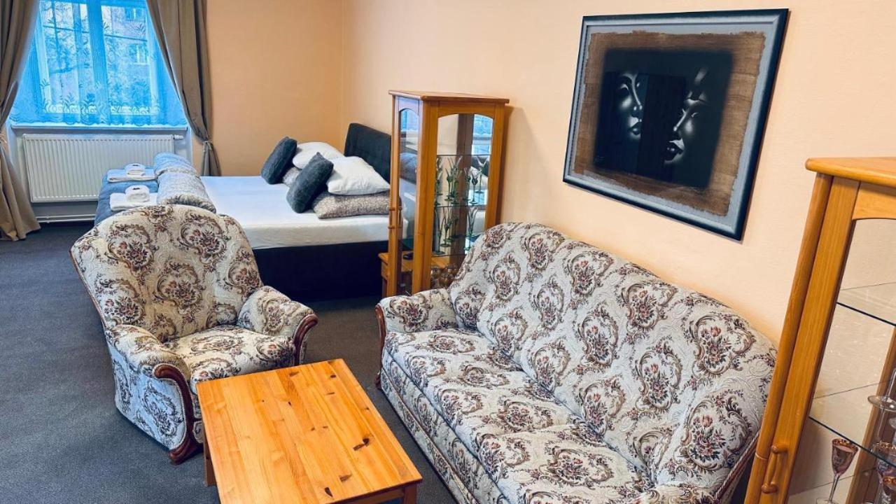 Apartmán Alesta Bruntál Esterno foto
