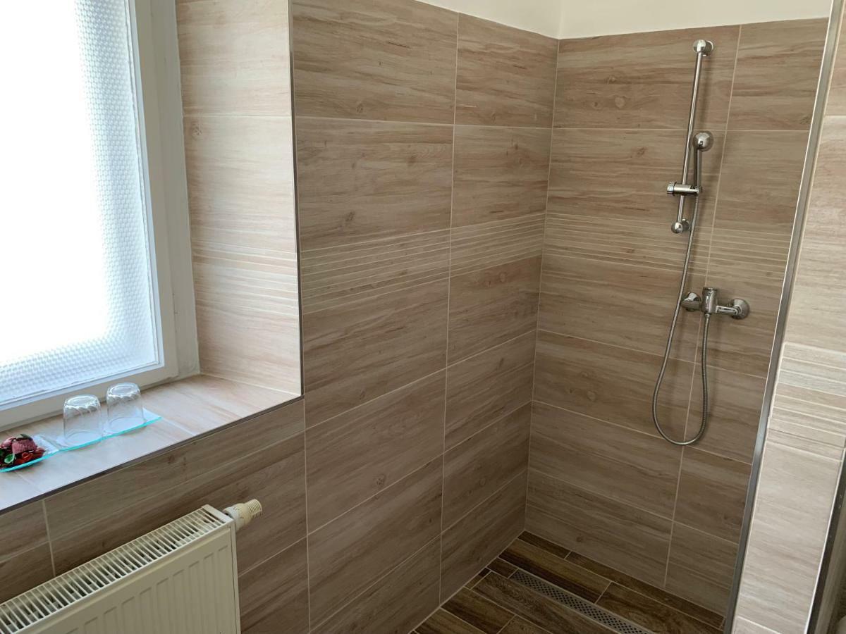 Apartmán Alesta Bruntál Esterno foto